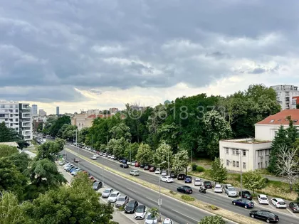 Ustanička | 4zida.rs