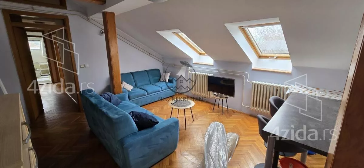 Dvoiposoban stan | 4zida