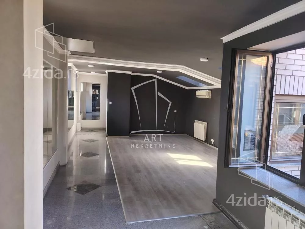 Poslovni prostor | 4zida