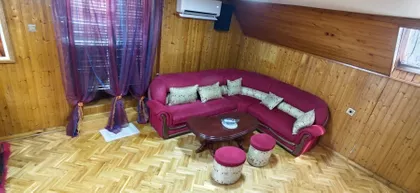 Kralja Vladimira 48 | 4zida.rs