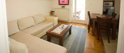 Nemanjina 24 | 4zida.rs