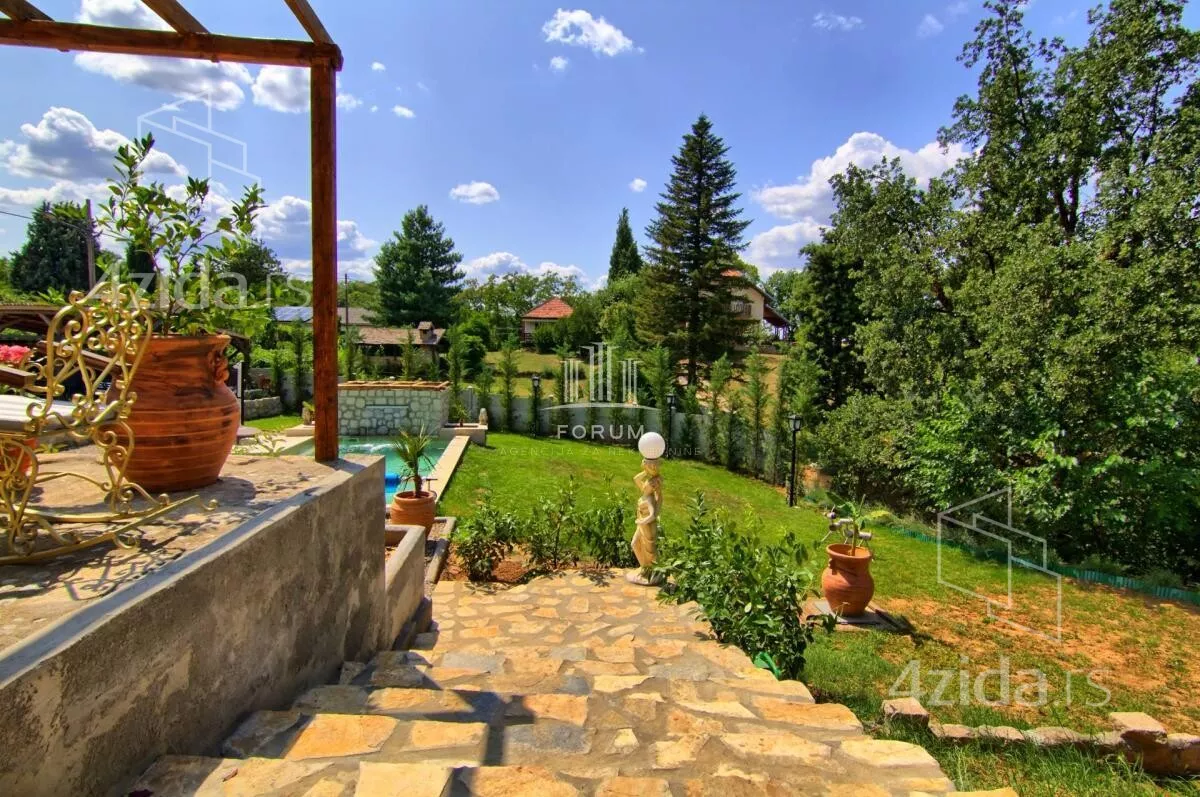 Kuća | 4zida