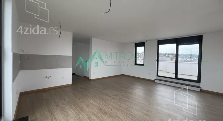 Petosoban stan | 4zida