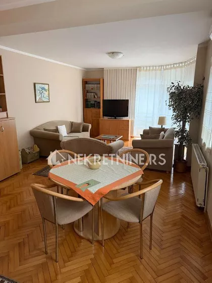 Vladetina | 4zida.rs