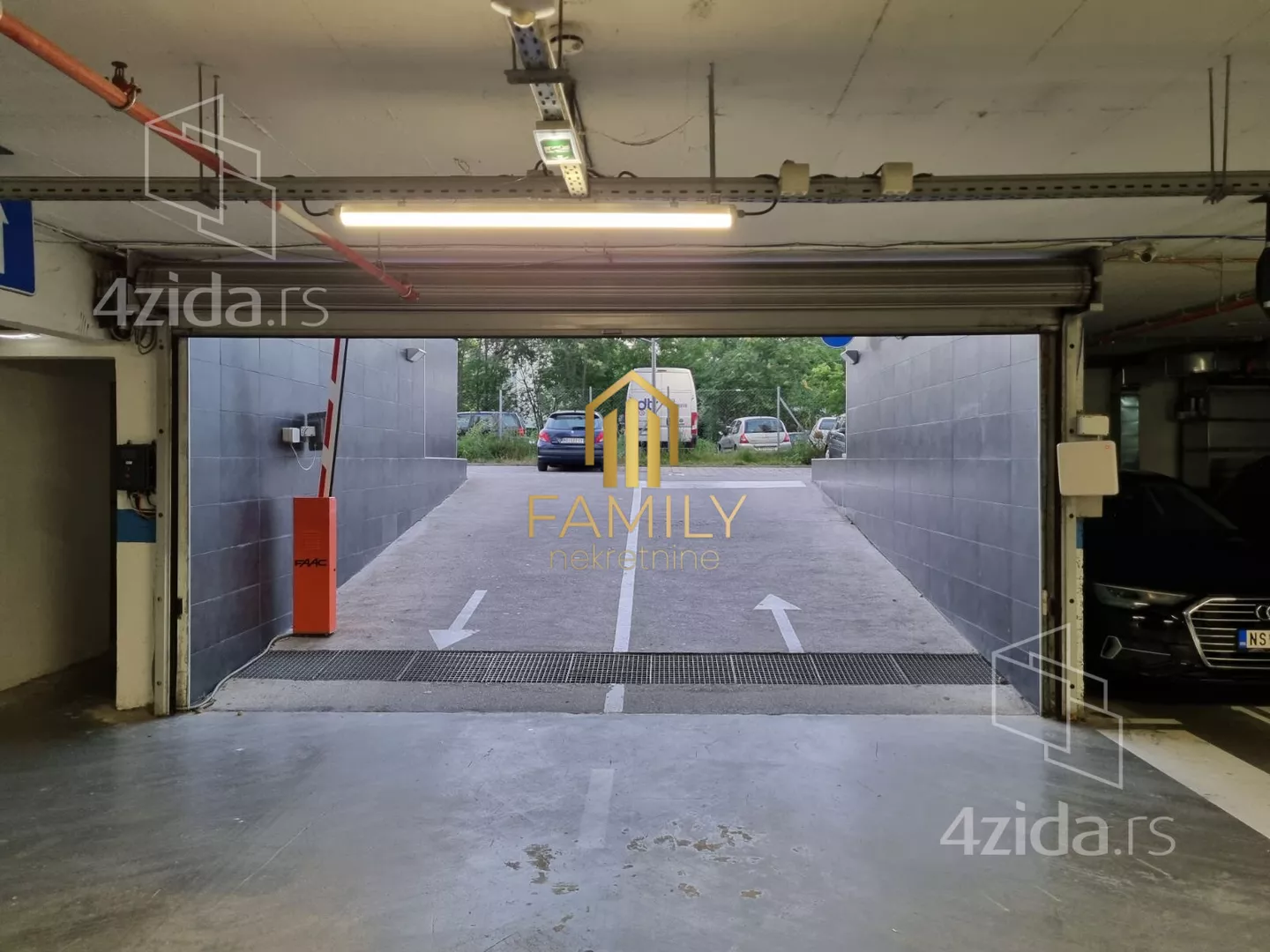Garaža | 4zida