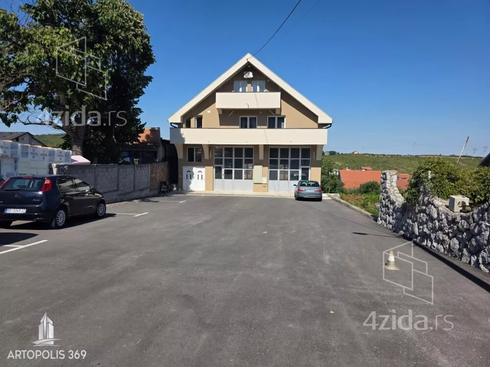 Poslovni prostor | 4zida