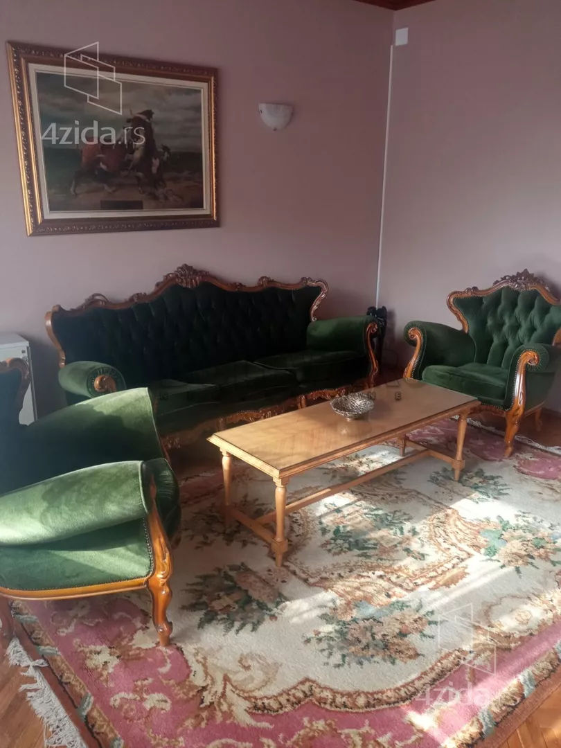 Troiposoban stan | 4zida