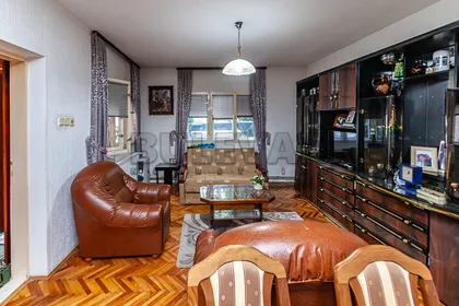 Kosovska | 4zida.rs