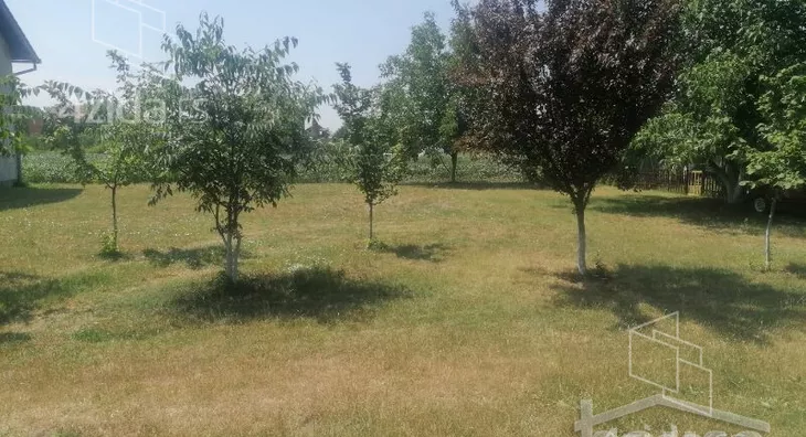 Plac | 4zida