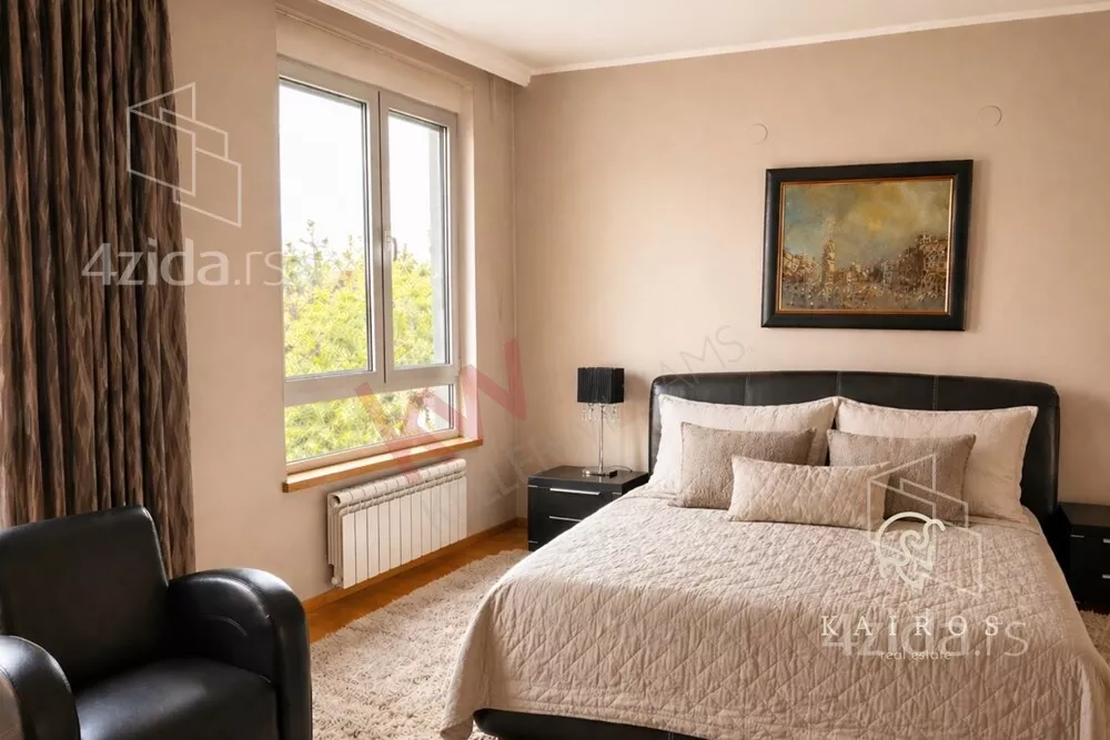 Petosoban stan | 4zida