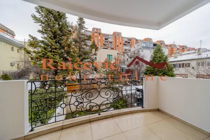 Koste Abrasevica | 4zida.rs