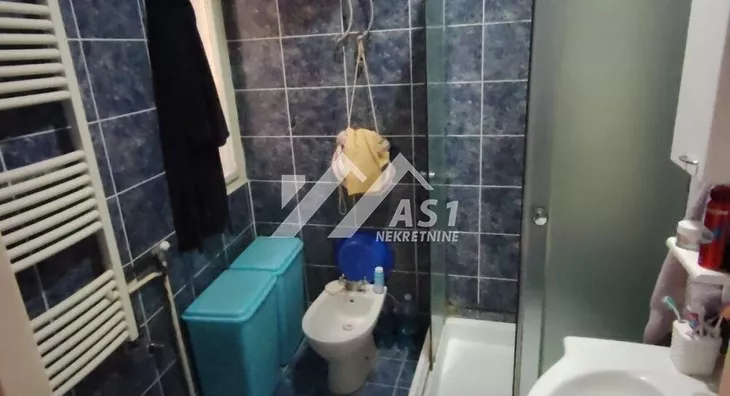 Četvoroiposoban stan | 4zida