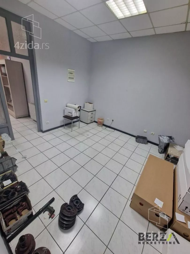 Poslovni prostor | 4zida