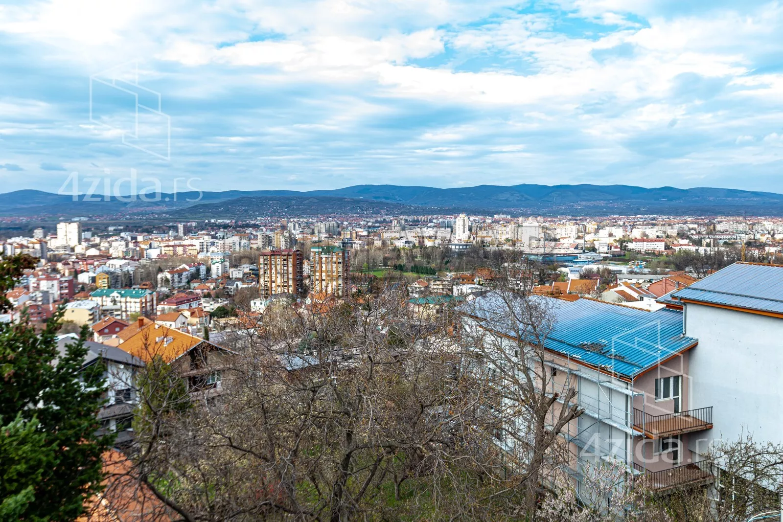 Četvorosoban stan | 4zida