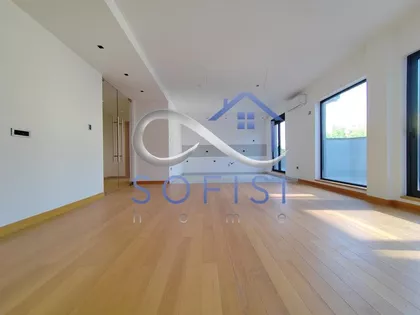 Cara Dušana | 4zida.rs