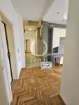 Šestosoban stan | 4zida