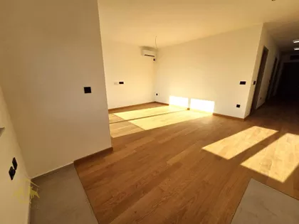 Bulevar Patrijarha Pavla (Somborski Bulevar) | 4zida.rs