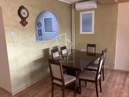 Narodnih heroja | 4zida.rs