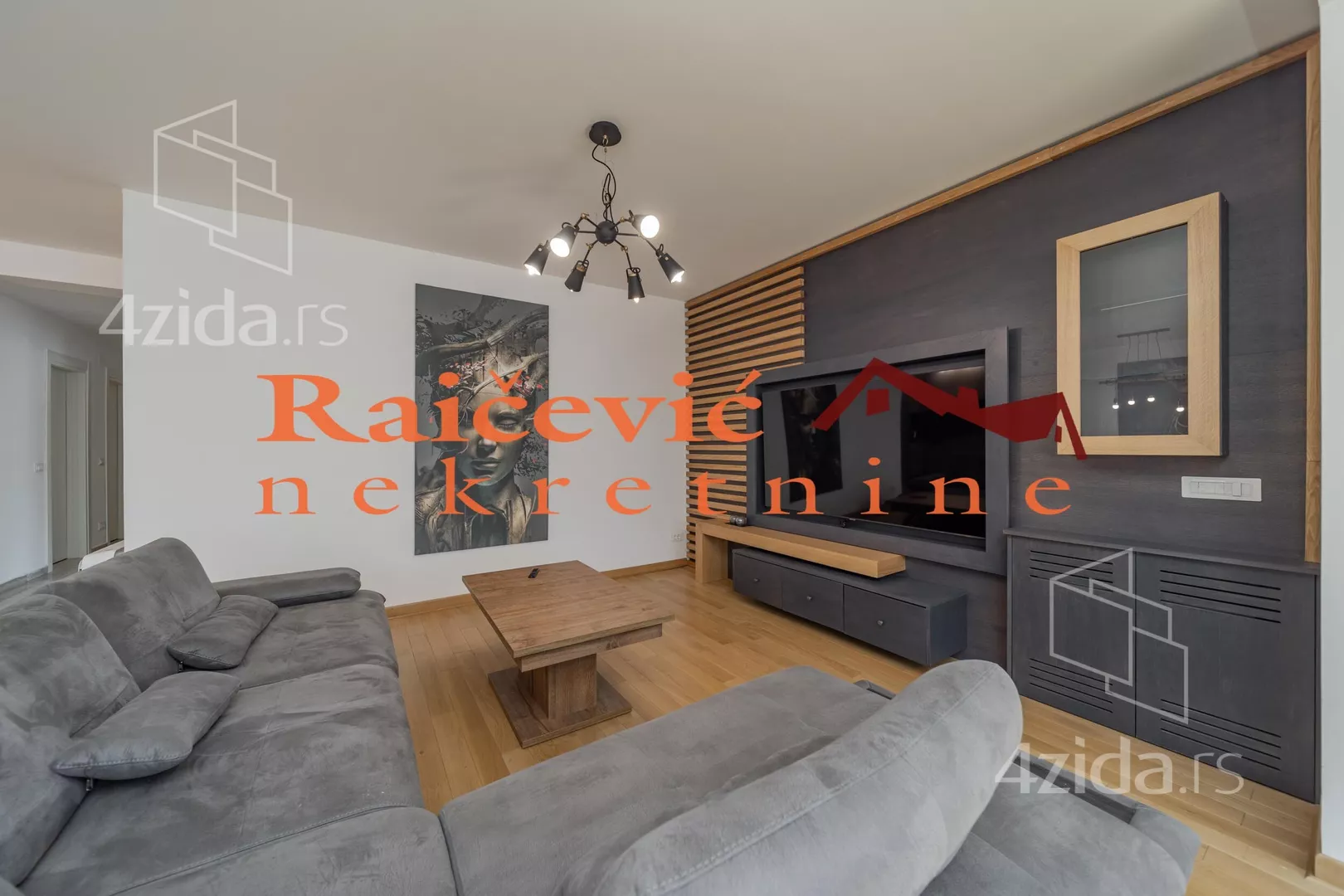 Trosoban stan | 4zida