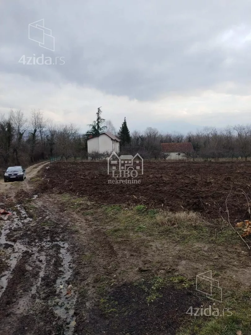 Građevinsko zemljište | 4zida