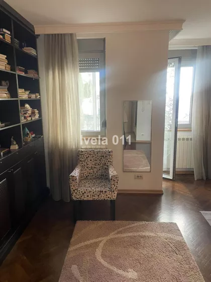 Kapetana Zavišića | 4zida.rs