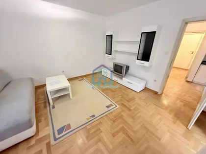 Jugovićevo | 4zida.rs