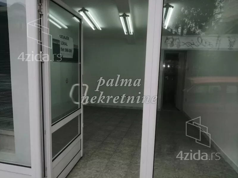 Poslovni prostor | 4zida