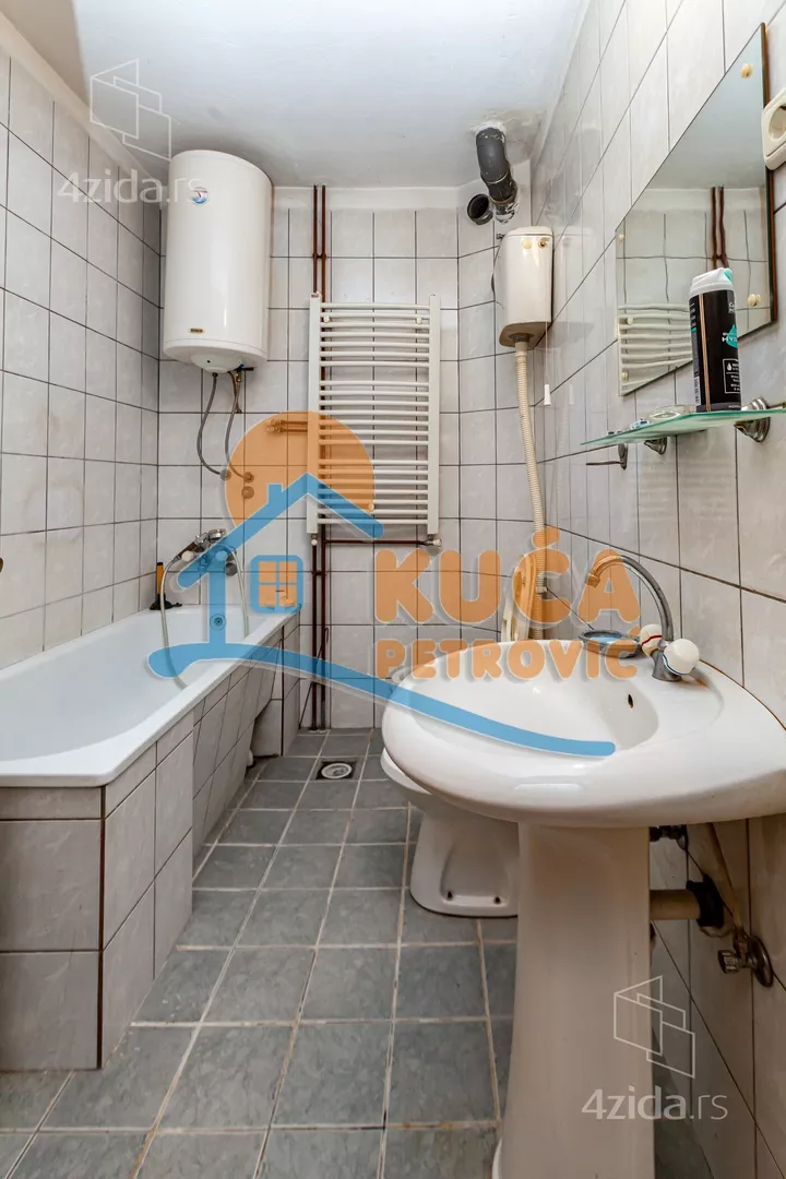 3-etažna kuća | 4zida