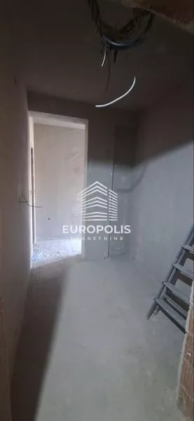 Učiteljsko Naselje | 4zida.rs