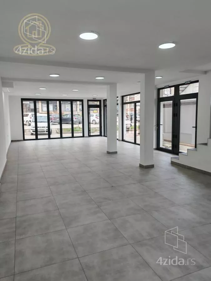 Poslovni prostor | 4zida