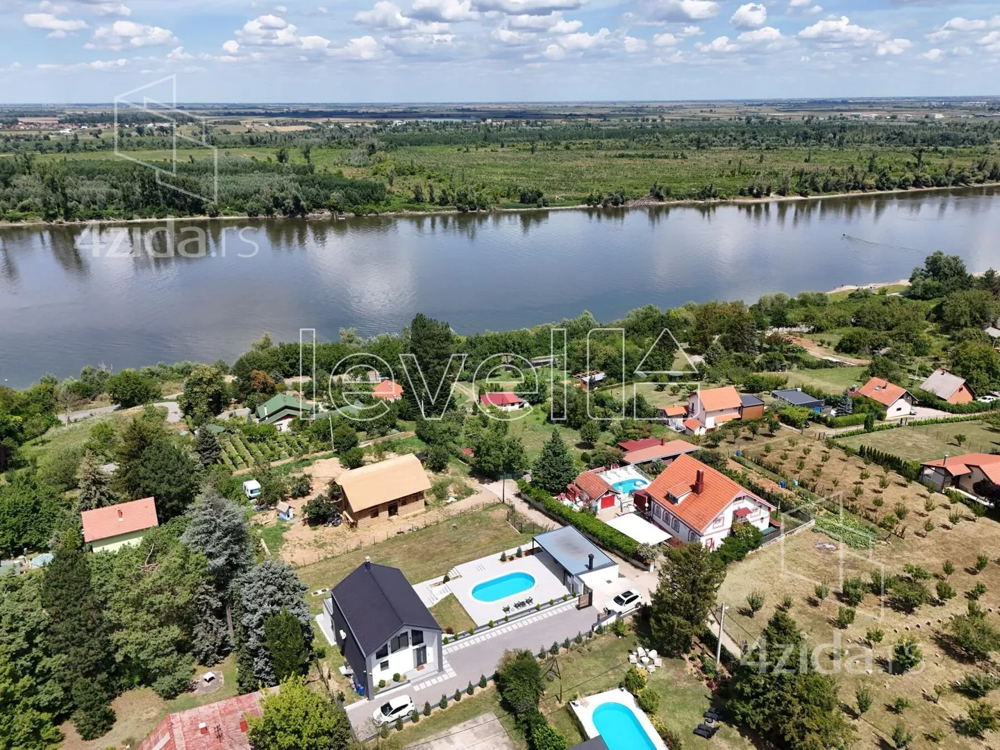 Kuća | 4zida
