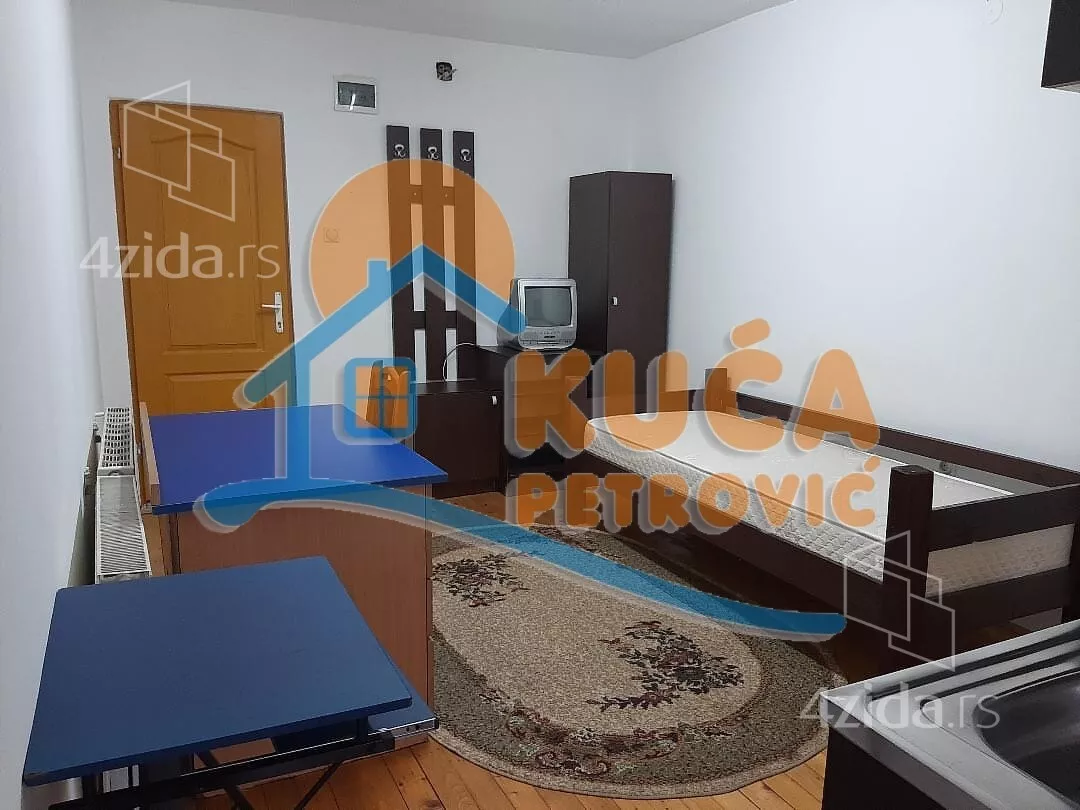 Garsonjera | 4zida