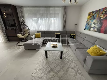 Veternička Rampa | 4zida.rs