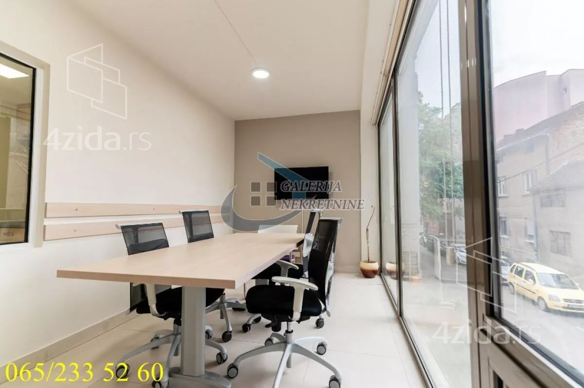 Poslovni prostor | 4zida