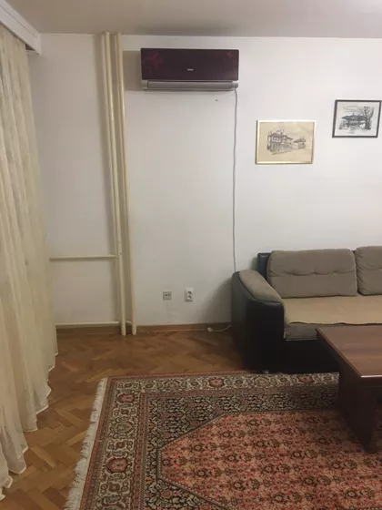 Radovana Simića Cige 6 | 4zida.rs