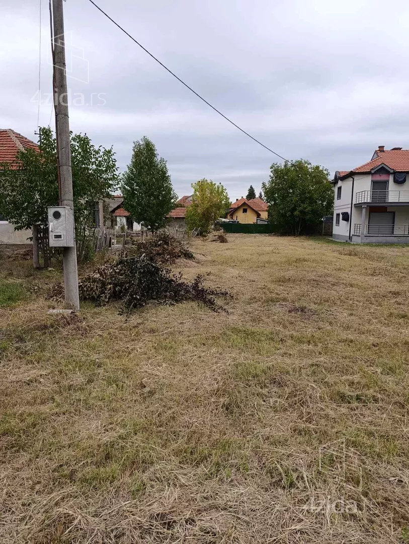 Građevinsko zemljište | 4zida