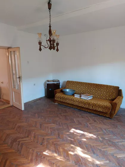 Kadinjačka | 4zida.rs