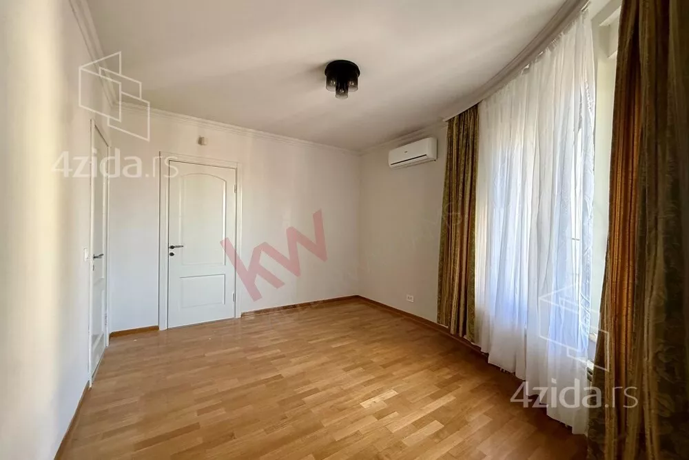 4-etažna kuća | 4zida