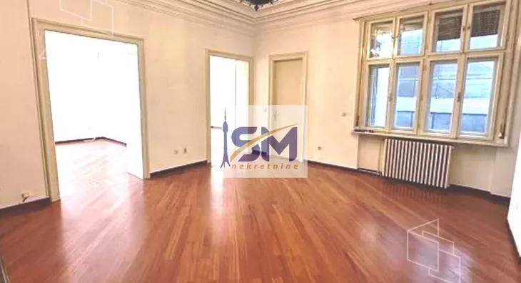 Šestosoban stan | 4zida