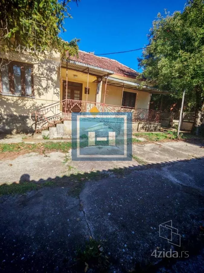 Kuća | 4zida