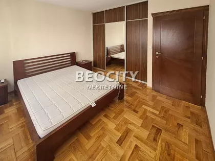 Hram Svetog Save | 4zida.rs
