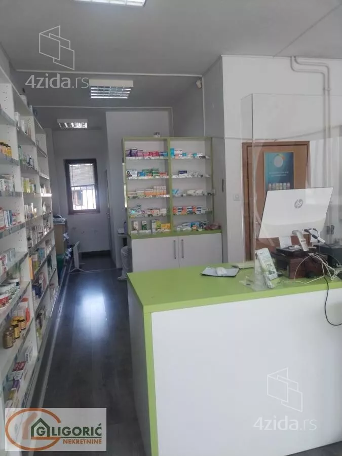Lokal | 4zida