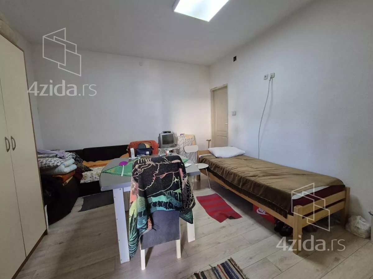 Garsonjera | 4zida