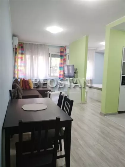 Bulevar Nikole Tesle | 4zida.rs