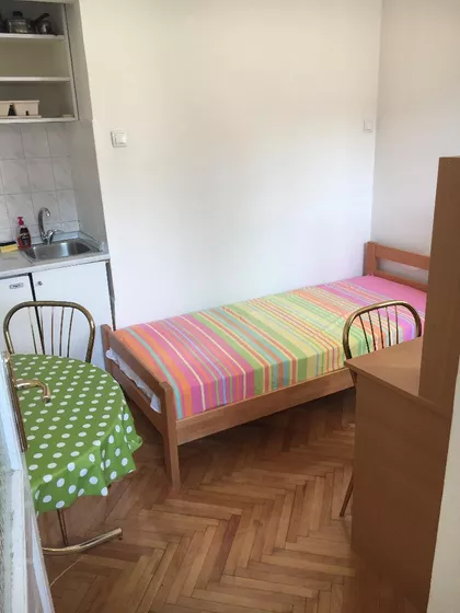 Zahumska 28B | 4zida.rs