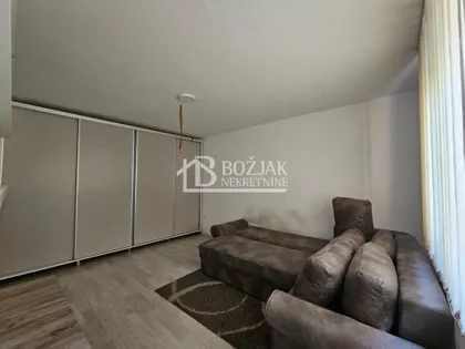 Brigadira Ristića | 4zida.rs