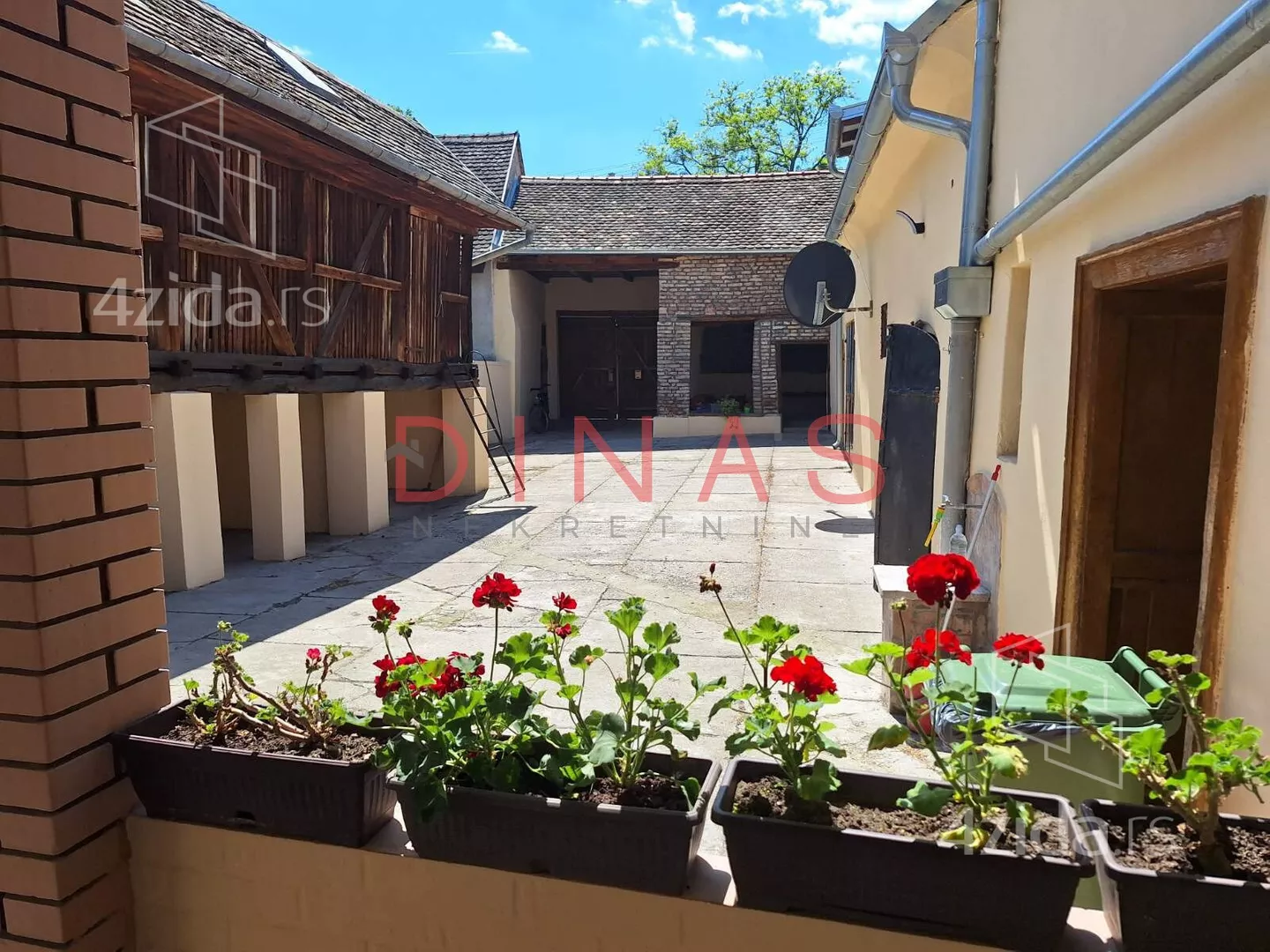 Kuća | 4zida