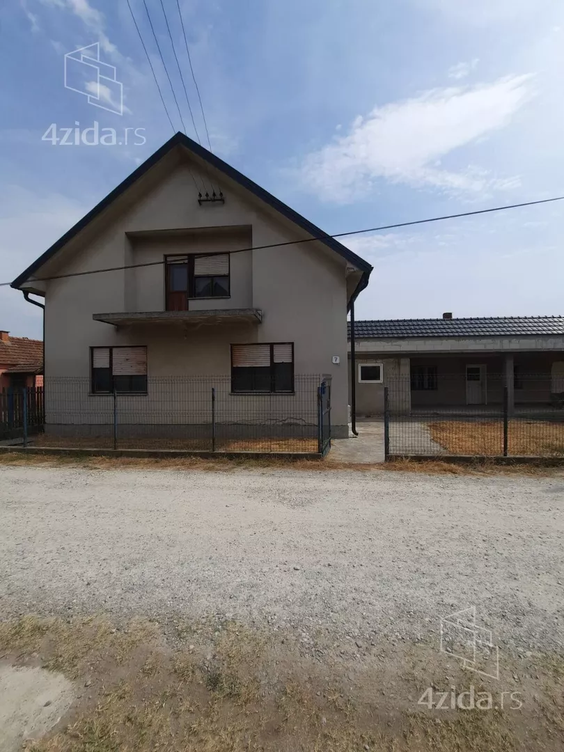 2-etažna kuća | 4zida