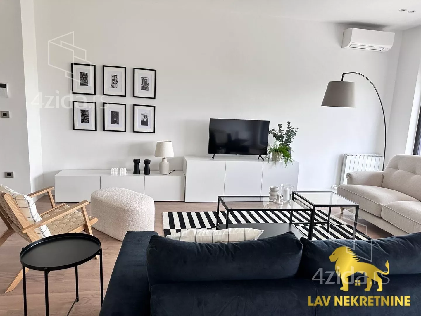 Četvorosoban stan | 4zida