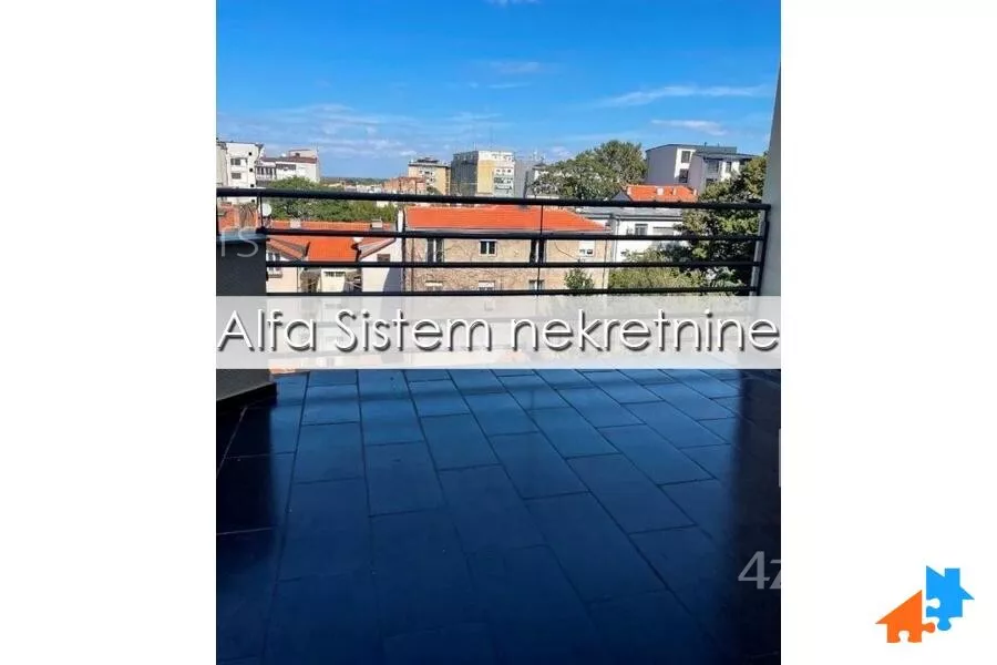 Šestosoban stan | 4zida